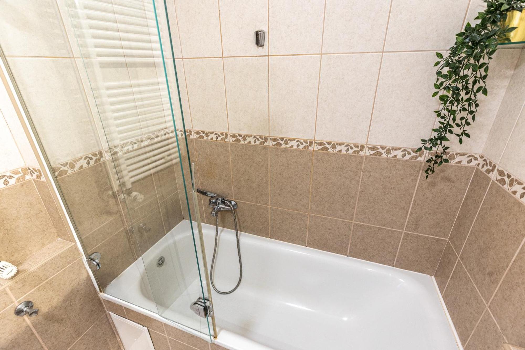 Gozsdu White Raven Residence 305 Budapeszt Zewnętrze zdjęcie